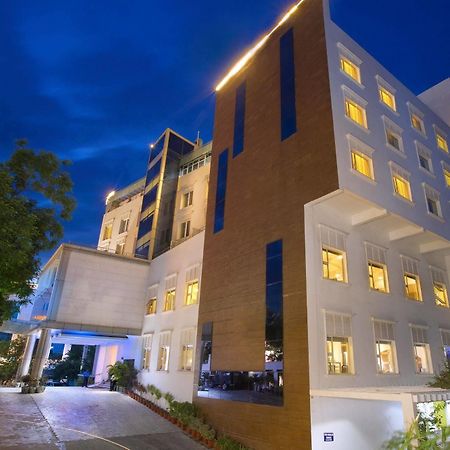 Hotel Atithi Pondicherry Dış mekan fotoğraf
