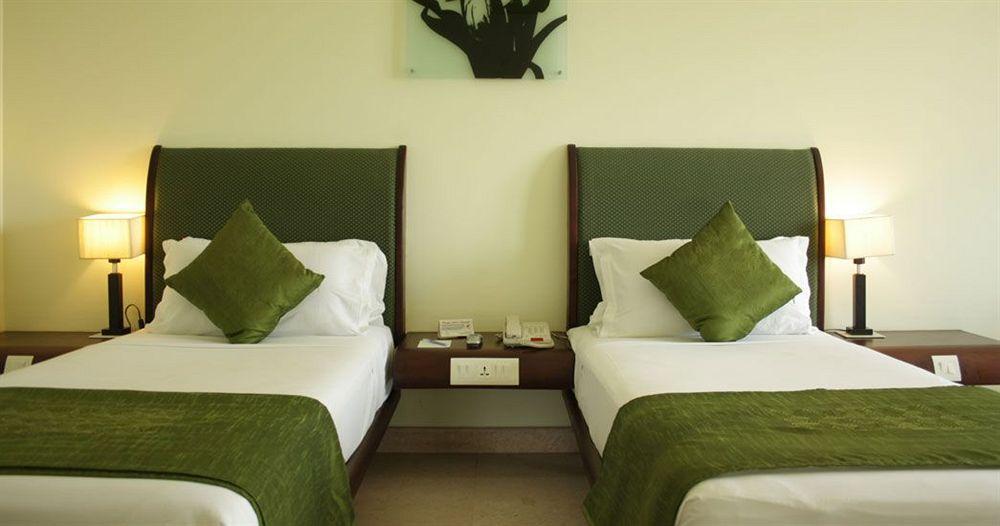 Hotel Atithi Pondicherry Dış mekan fotoğraf