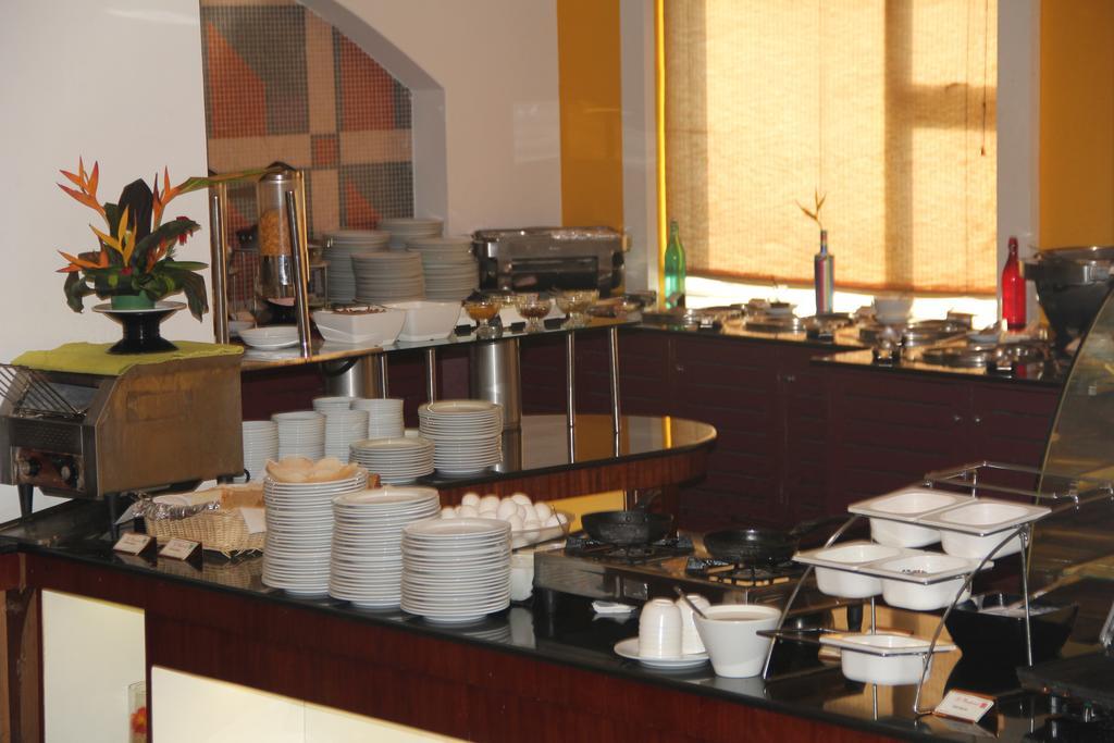 Hotel Atithi Pondicherry Dış mekan fotoğraf