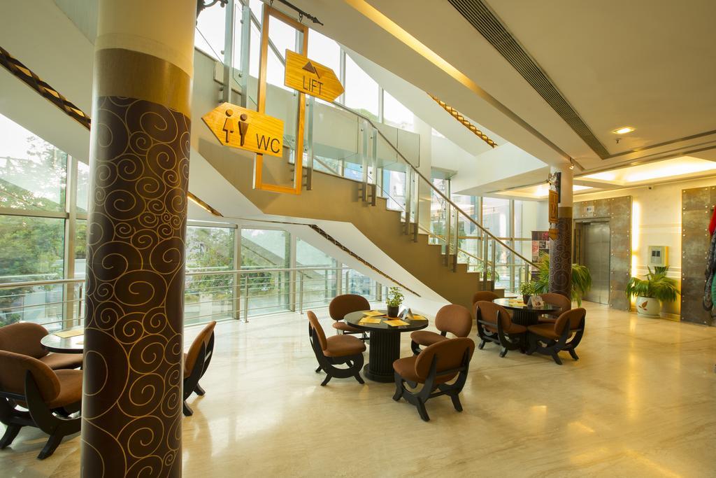Hotel Atithi Pondicherry Dış mekan fotoğraf