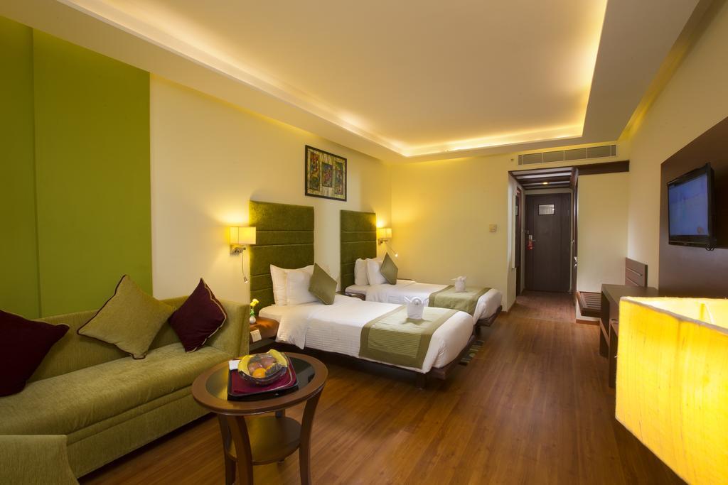 Hotel Atithi Pondicherry Dış mekan fotoğraf