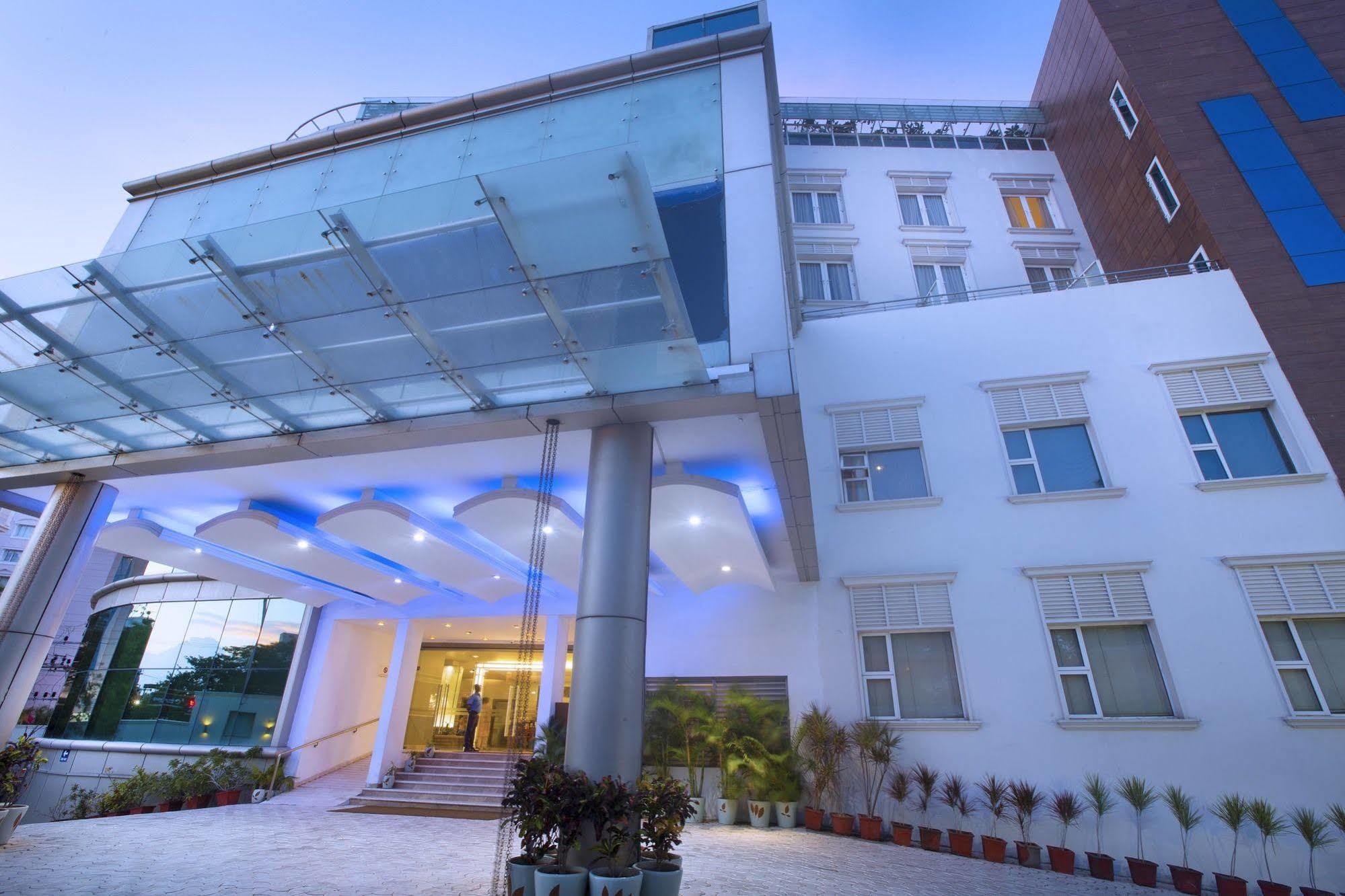 Hotel Atithi Pondicherry Dış mekan fotoğraf