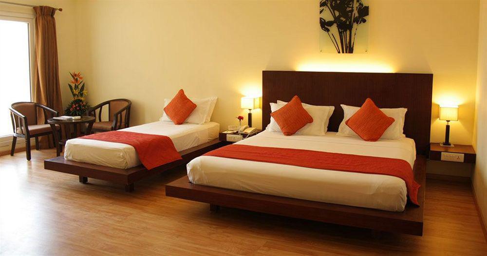 Hotel Atithi Pondicherry Dış mekan fotoğraf